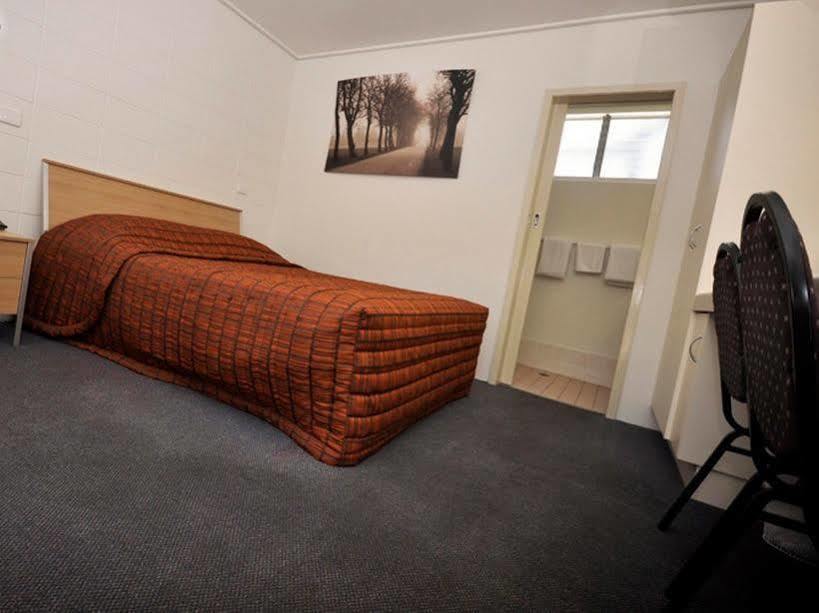 Gladstone Cbd Motel Εξωτερικό φωτογραφία